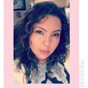 Meet your Posher, Dinora